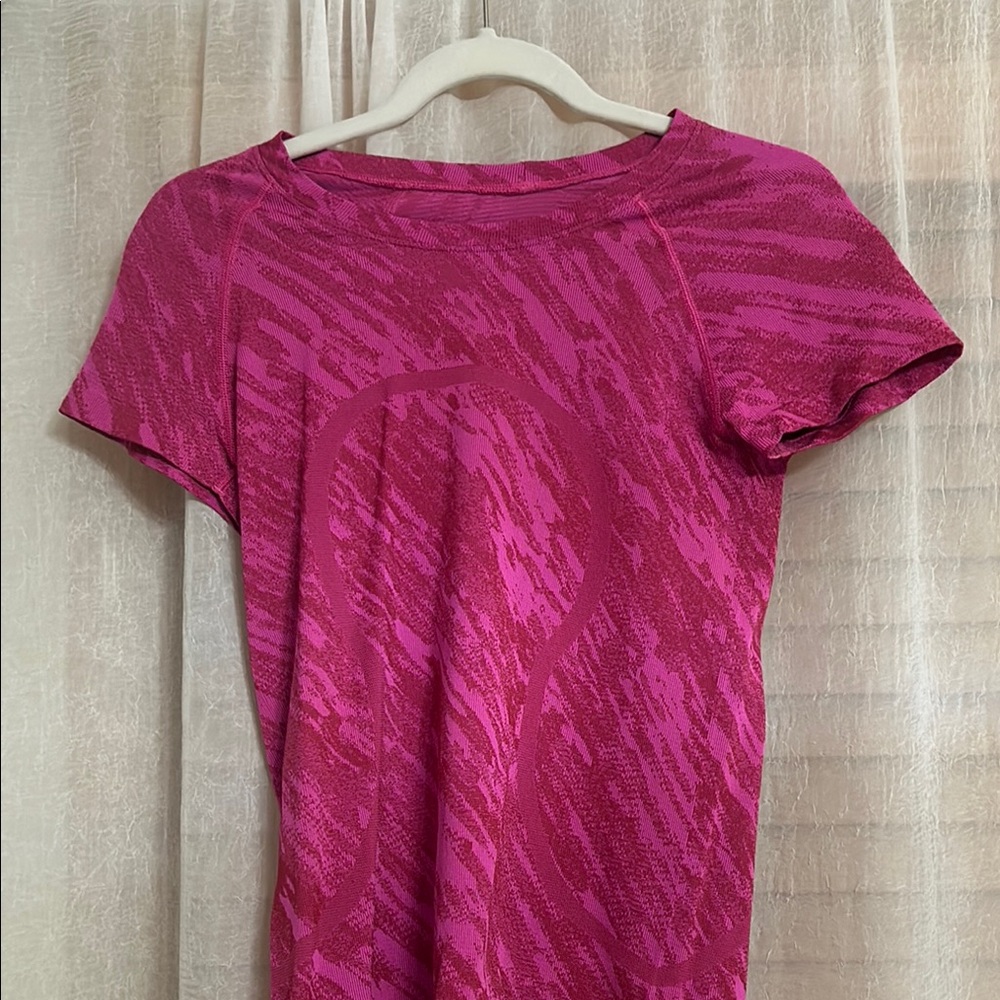 Women's Pink LULULEMON Athletic Top